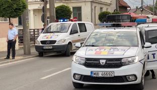 Bărbat spulberat de o autoutilitară în Baia Mare, după ce a traversat neregulamentar