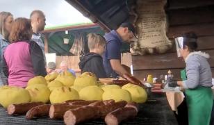 Vacanța la stână, o călătorie în timp pe gustul tuturor