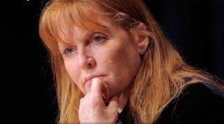 Nora reginei Marii Britanii, om al străzii în București în urma unui experiment