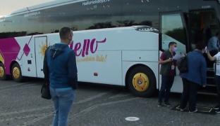 Reguli de distanţare socială pentru excursiile cu autocarul