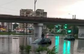 Fenomenele meteo extreme au lovit puternic în mai multe zone din România (Video)