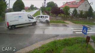 Accident teribil în Timiș. Impactul a fost filmat de camerele de supraveghere (Video)