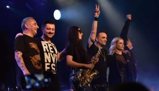 „Tu ești”, noua piesă a trupei Direcția 5. Melodia este o poveste de iubire spusă pe acorduri de chitară