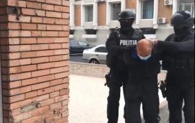 El este criminalul care a incendiat o fată de 17 ani, în Mehedinți. Detalii teribile dezvăluite de anchetatori (Video)