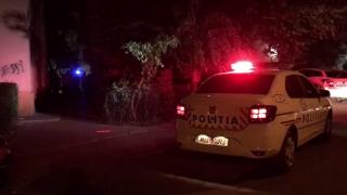 O femeie a murit după ce a căzut în gol de la etajul 5, în București