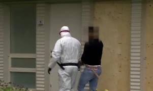 Doi hoți români, infectați cu SARS-CoV-2, au trimis în carantină 16 polițiști din Islanda