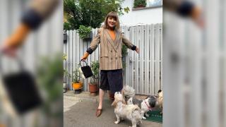 Alexandra Ungureanu, o nouă piesă inspirată din folclor - "Cărămida"