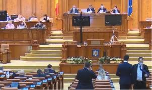 Impozitarea pensiilor speciale, contestată la Curtea Constituțională