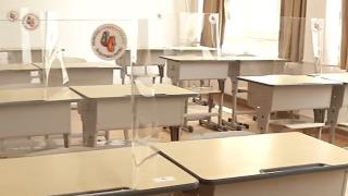 Elevii de clasa a 12-a susţin prima probă a Examenului de Bacalaurat