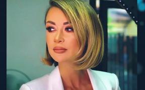 Denisa Tănase, de la muzică, la afaceri parfumate. Artista pregătește și o piesă nouă