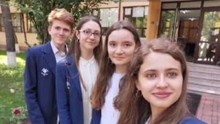 Elevi de 10 în vremea pandemiei