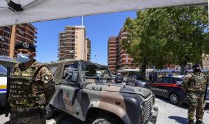 Militari trimişi pe străzi în Mondragone, Italia, după apariţia unui focar de coronavirus