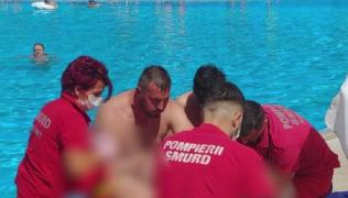 Adolescent salvat de la înec la un ștrand din Bistrița (Video)