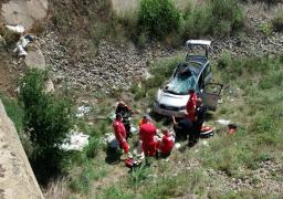 Tânăr mort după ce a căzut cu mașina într-un canal, între Amzacea și Pecineaga (Video)