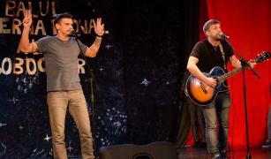 Trupa Fără Zahăr se pregătește pentru un concert acustic