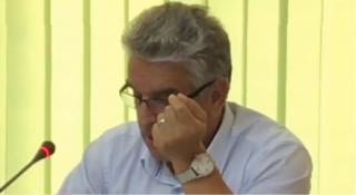 Un politician a confundat o actriță din filmele pentru adulți cu o elevă eminentă