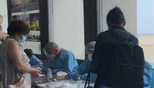 36 de turiști străini, depistați cu noul coronavirus la intrarea în Grecia