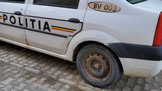 Opt maşini de poliţie au fost retrase din circulaţie de comisarii OPC, în Braşov