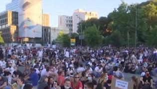 Protestele continuă în Serbia, însă fără violențe