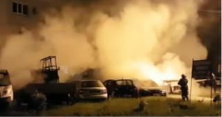 Poliţist din Arad, bănuit că ar fi participat la incendierea mai multor mașini din oraș