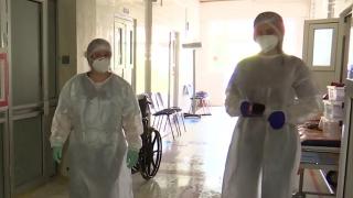 Lupta cu coronavirusul în Spitalul Covid din Gorj. Medic: ”Am primit și 12 pacienți în același timp”