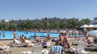 La piscinele din Iași se intră doar cu programare