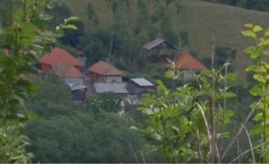Locuitorii unui sat din Gorj nu-și fac griji de coronavirus din cauza izolării