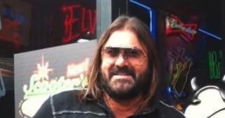 Gheorghe Gheorghi ne spune că "Viaţa-i frumoasă". Artistul a lansat o nouă piesă