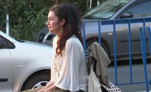 Teatrul Clasic Ioan Slavici ţine spectacole între blocuri