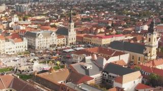 Oradea s-a transformat spectaculos în ultimii ani. Oferte speciale şi servicii gratuite pentru turiști