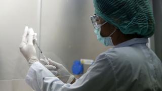 O companie americană speră să lanseze pe piață, anul viitor, un vaccin împotriva coronavirusului