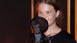 Teodora Tabarcea, noua voce a folclorului românesc, la doar 13 ani