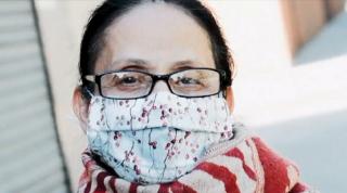 Vedetele din SUA îi îndeamnă pe americani să poarte mască