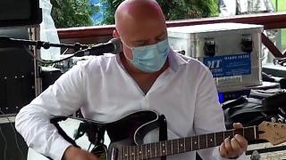 Primul concert Iris - Cristi Minculescu, Valter si Boro de după pandemie a avut loc într-un parc din Bucureşti