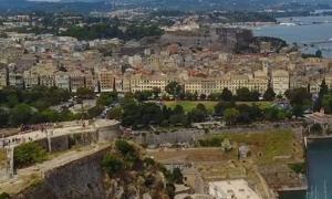 Românii îşi permit tot mai puţine concendii, potrivit unui studiu