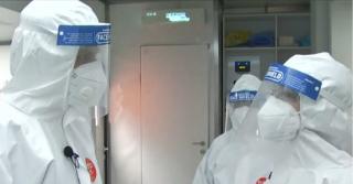 Reportaj: Lupta pacienților și medicilor, surprinsă în secțiile de terapie intensivă