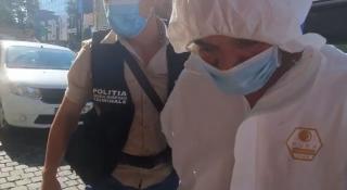 Imagini cu suspectul crimei din Timișoara. Agresorul și-a înjunghiat victima și a lăsat-o într-o baltă de sânge (Video)