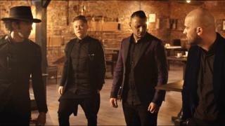 Trupa Alb Negru, în formulă nouă. Care este mesajul melodiei „Vremuri Noi”