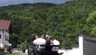 Turiştii îşi schimbă preferinţele în vreme de pandemie. Cabanele izolate, echitațiile și drumețiile, la mare căutare