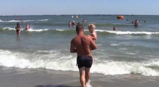 În august marea este a familiilor