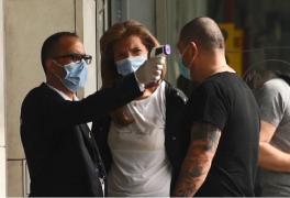 Purtarea măștii de protecție în aer liber a devenit obligatorie și în București (Video)