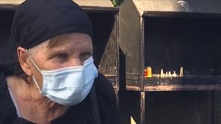 Și-au îngropat mortul după 3 săptămâni, demonstrând că nu avea Covid-19. Acum vor să dea spitalul în judecată, pentru că au ajuns de râsul satului