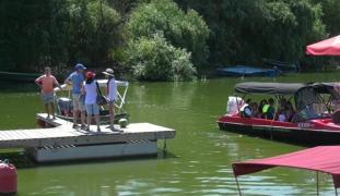 Sfânta Maria, sărbătorită de turişti în Delta Dunării