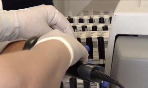 Doar 2.3% dintre români sunt imuni la SARS-CoV-2. O echipă Observator a intrat în laboratorul de la INSP