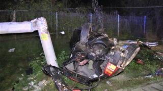 Accident mortal la Cluj. Un copil de 7 ani a murit, după ce mașina în care se afla a lovit un autoturism și un stâlp de beton | Video