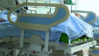 Pacienții infectați cu noul coronavirus fug de internare din cauza condițiilor din spitale: "Neîngrijit, nu am avut acces la un duș"