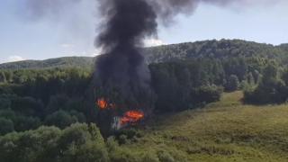 Pensiune din Cluj distrusă de incendiu, pornit de la un boiler de încălzit apa