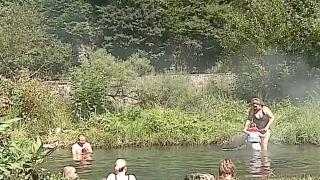 Bazinul cu apă termală de Sălard, punct de atracţie pentru turiști