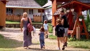 Breb, satul de poveste din Maramureș, cucerit de turiști