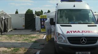 Pacienți infectați cu noul coronavirus, puși să aștepte zeci de ore o ambulanță pentru transfer, fără a avea acces la apă, hrană și toaletă